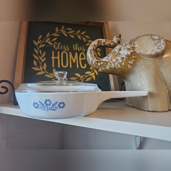 Corningware White and Blue Floral Casserole Dish - Picture 1 of 7